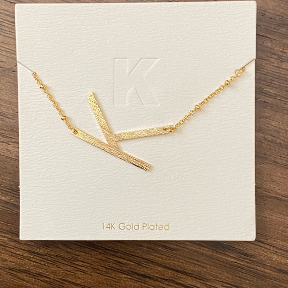 Francesca’s large brushed initial necklace - Picture 4 of 9